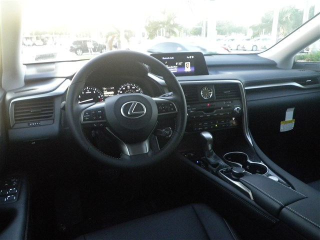 Lexus RX 350 Interior | Evolution Leasing