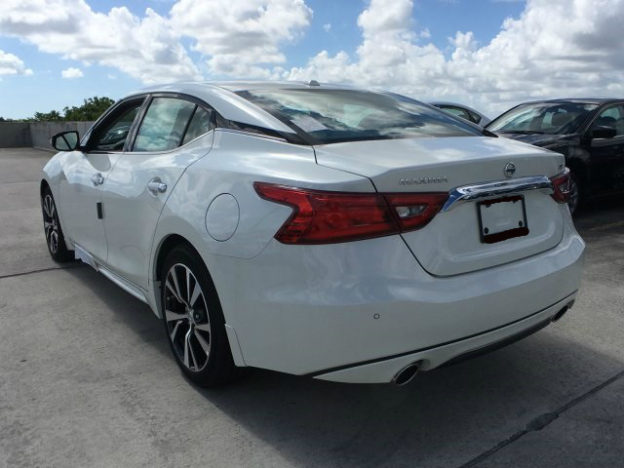 Nissan Maxima white best lease deals miami south florida | Evolution
